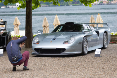 Porsche 911 GT1 1998